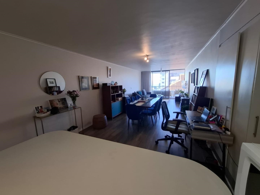 2 Bedroom Property for Sale in Sea Point Western Cape
